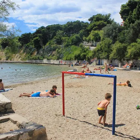 With Wifi - 19703 아파트 *